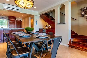 Exquisitely Adorned Luxury Unit Right on Flamingo Beach Sleeps 6