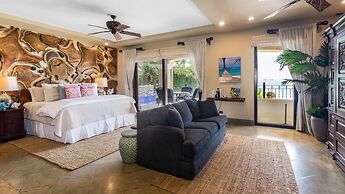 Stunning beachfront Flamingo mansion with incomparable ocean setting