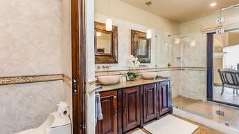 Stunning beachfront Flamingo mansion with incomparable ocean setting