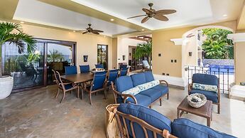 Stunning beachfront Flamingo mansion with incomparable ocean setting