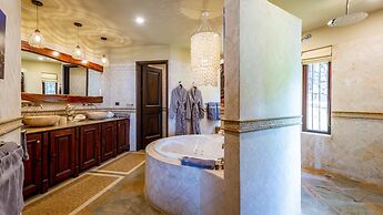 Stunning beachfront Flamingo mansion with incomparable ocean setting