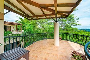 Hacienda-style Villa With Pool and Sweeping Ocean Views Above Potrero