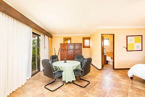 Hacienda-style Villa With Pool and Sweeping Ocean Views Above Potrero