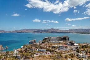 Luxury Flamingo villa with outdoor bar - pool and magnificent views