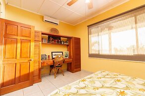 Luxury Flamingo villa with outdoor bar - pool and magnificent views