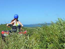 Nicely Decorated 3rd-floor Beauty With Pool-view Balcony in Coco