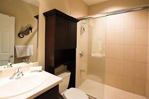 Nicely Decorated 3rd-floor Beauty With Pool-view Balcony in Coco