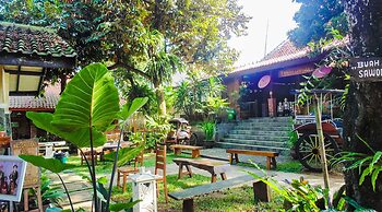 REVIVE Bogor Pendopo 45 Resort