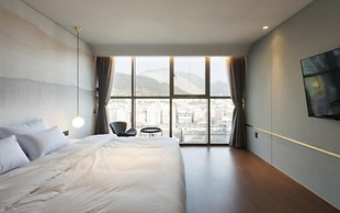 Hound Hotel Changwon - Jinhae Yongwon