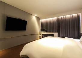 Hound Hotel Changwon - Jinhae Yongwon