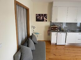 Cedofeita Back Garden