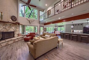 Down River Haus Ld 727 3 Bedroom Home by RedAwning