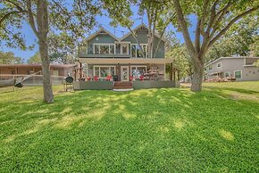 Down River Haus Ld 727 3 Bedroom Home by RedAwning