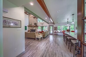 Down River Haus Ld 727 3 Bedroom Home by RedAwning