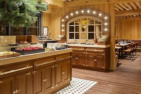 Ours Blanc Hotel & Spa