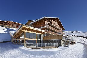 Ours Blanc Hotel & Spa