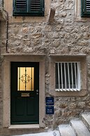 Apartment & Rooms Palmotta