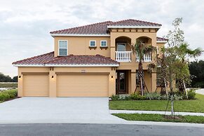 6132bod - Non Renting 9/1/22 Solterra Gated Resort