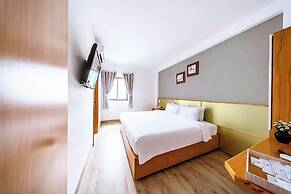 Happy Life Green Hotel