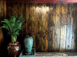 Happy Life Green Hotel