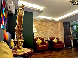 Happy Life Green Hotel