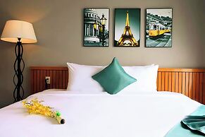 Happy Life Green Hotel