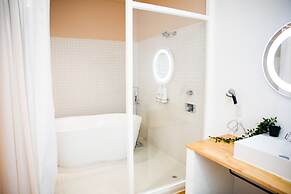 Shirahama Beach Garden