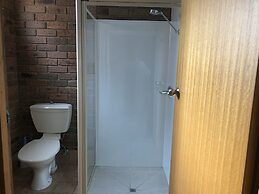 Travellers rest Motor Inn