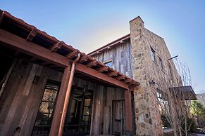Hotel Drover, Autograph Collection