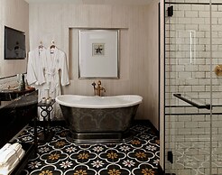 Hotel Drover, Autograph Collection