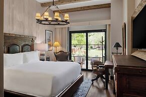 Hotel Drover, Autograph Collection