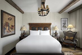 Hotel Drover, Autograph Collection