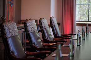 Hotel Drover, Autograph Collection