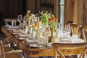 Hotel Drover, Autograph Collection