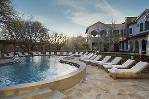 Hotel Drover, Autograph Collection