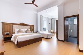 Araliya Red - Budget friendly Hotel- Where you find stunning 360 panor