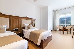 Araliya Red - Budget friendly Hotel- Where you find stunning 360 panor