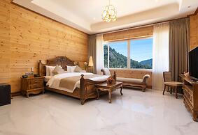 Araliya Red - Budget friendly Hotel- Where you find stunning 360 panor