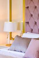 Pinelopi Beach Suites