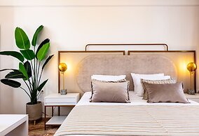 Pinelopi Beach Suites