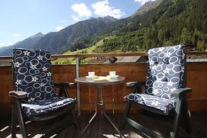 Appartementhaus Karlspitze Natur Pur