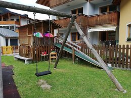 Appartementhaus Karlspitze Natur Pur