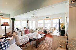 3723 Pleasant Ave. 3 Bedroom Home by RedAwning