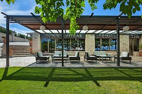 Sunny Villas Resort & Spa