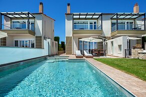 Sunny Villas Resort & Spa