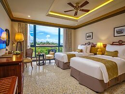 Silk Path Grand Hue Hotel