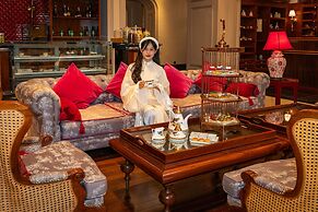 Silk Path Grand Hue Hotel