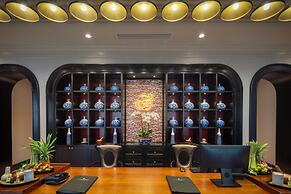 Silk Path Grand Hue Hotel