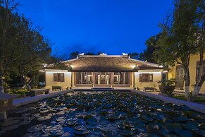 Silk Path Grand Hue Hotel