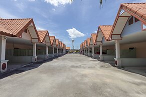 OYO 1070 Paradise Resort